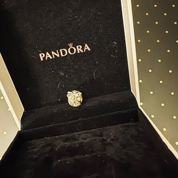 Pandora • White Ornament • Pandora Charm - Picture 3 of 16